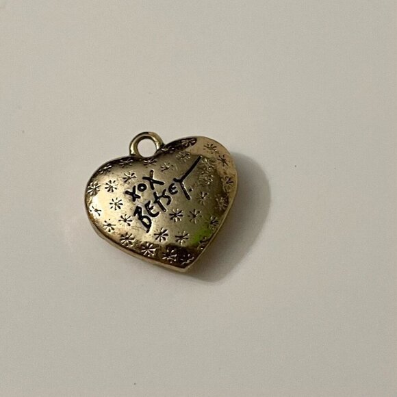 Betsey Johnson Heart Charm Pendant - Picture 9 of 10